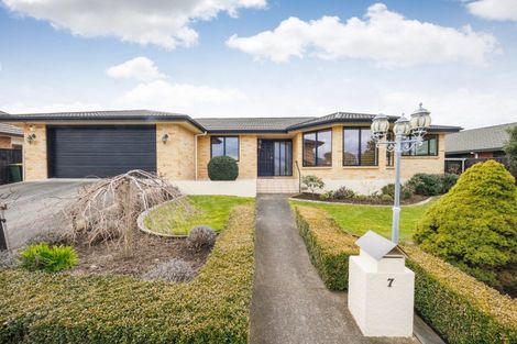 Photo of property in 7 Ursula Drive, Feilding, 4702