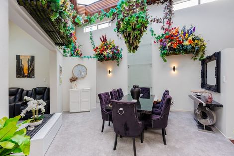 Photo of property in 3 Holyoake Place, Chatswood, Auckland, 0626