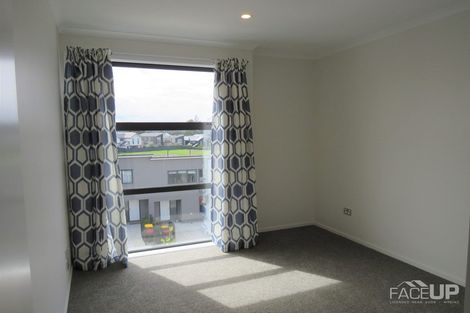 Photo of property in 20 Raranga Lane, Hobsonville, Auckland, 0616