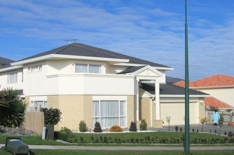 Photo of property in 144 John Brooke Crescent, East Tamaki Heights, Auckland, 2016