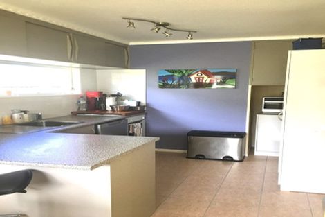 Photo of property in 2/6 Alana Place, Mount Wellington, Auckland, 1060