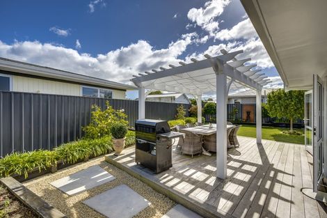 Photo of property in 35 Holyrood Street, Taradale, Napier, 4112