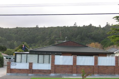 Photo of property in 275 Stokes Valley Road, Stokes Valley, Lower Hutt, 5019