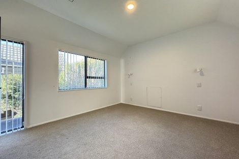 Photo of property in 64f3 Kaikoura Street, Maupuia, Wellington, 6022