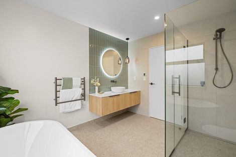 Photo of property in 25 Kakatai Place, North New Brighton, 8083