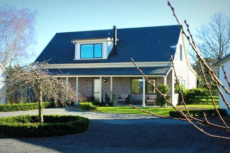 Photo of property in 96b Kent Street, Carterton, 5713