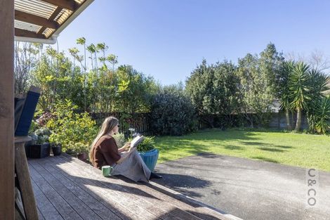 Photo of property in 33 Maude Street, Riverhead, 0820