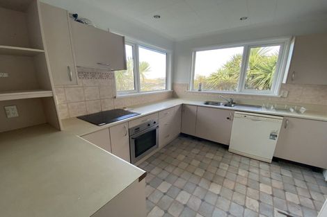 Photo of property in 6 Hallewell Crescent, Johnsonville, Wellington, 6037