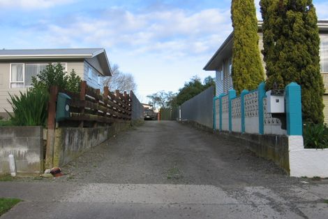 Photo of property in 6 Palliser Place, Milson, Palmerston North, 4414