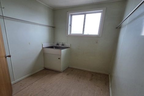 Photo of property in 1/323 Saint Aubyn Street, New Plymouth, 4310