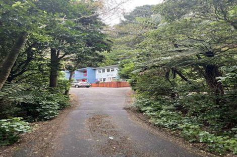 Photo of property in 2/8 Kaitawa Road, York Bay, Lower Hutt, 5013