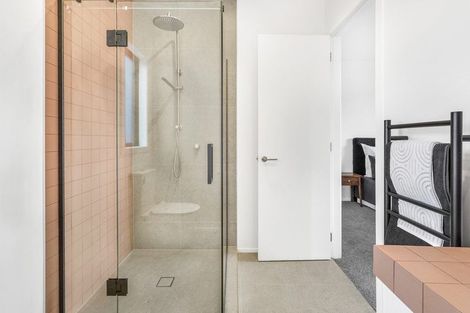 Photo of property in 7u1 Tarbett Road, Hillcrest, Hamilton, 3216