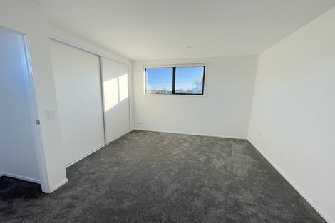Photo of property in 1/10 Yeovil Road, Te Atatu Peninsula, Auckland, 0610