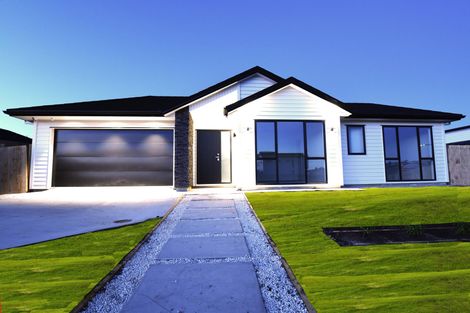 Photo of property in 42 Taikura Avenue, Red Beach, 0932