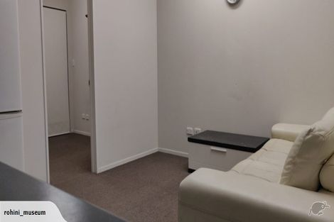Photo of property in 5 Hazel Glen, Bayview, Auckland, 0629