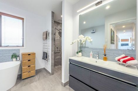 Photo of property in 4 Hugo Shaw Drive, Cambridge, 3434