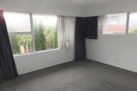 Photo of property in 17 Highland Place, Avonhead, Christchurch, 8042