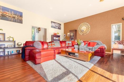 Photo of property in 51 Mahaki Road, Nikau Valley, Paraparaumu, 5032