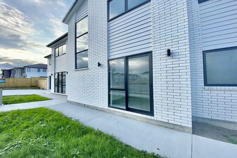 Photo of property in 98 Ksenia Drive, Flat Bush, Auckland, 2019
