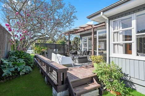 Photo of property in 11 Masons Avenue, Hamilton East, Hamilton, 3216