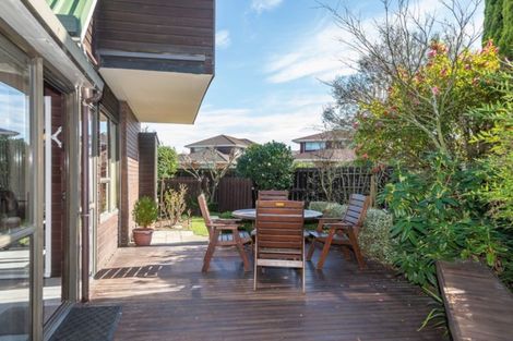 Photo of property in 2/35 Solway Avenue, Ilam, Christchurch, 8041