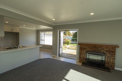 Photo of property in 415 Broadway, Stratford, 4332