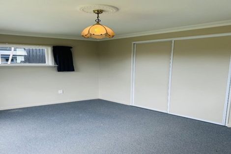 Photo of property in 17 Pembroke Street, Avondale, Christchurch, 8061