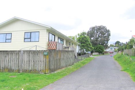 Photo of property in 52 Maywood Crescent, Glen Eden, Auckland, 0602