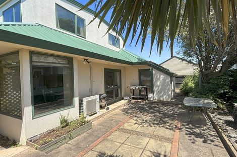 Photo of property in 136 Innes Road, St Albans, Christchurch, 8052