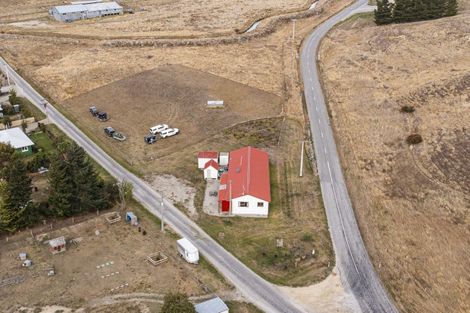 Photo of property in 42 Kawiu Road, Levin, 5510