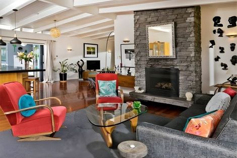 Photo of property in 53a Greenhithe Road, Greenhithe, Auckland, 0632