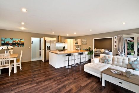 Photo of property in 7a Sequoia Place, Parklands, Christchurch, 8083