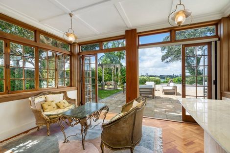 Photo of property in 7 Marine Terrace, Bayswater, Auckland, 0622