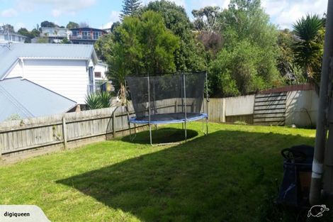 Photo of property in 32 Killarney Avenue, Torbay, Auckland, 0630