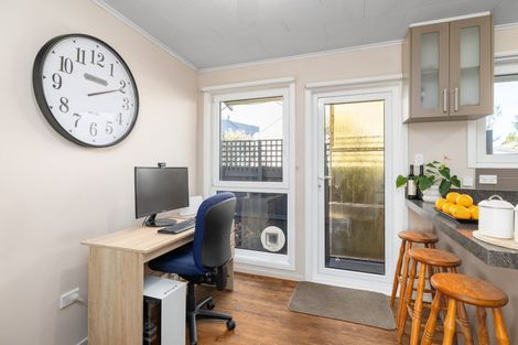 Photo of property in 18 Delaware Crescent, Russley, Christchurch, 8042