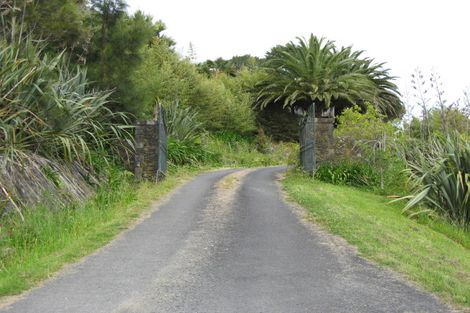 Photo of property in 847 Old North Road, Waimauku, 0882