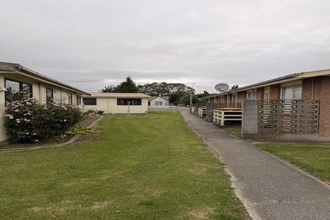 Photo of property in 1-12/71 Main Street, Mataura, 9712