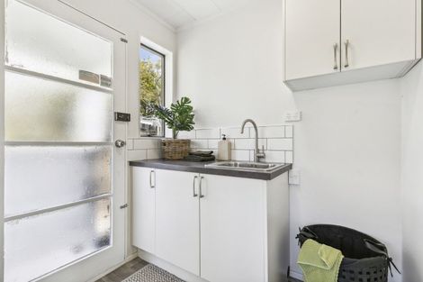 Photo of property in 6a Makatote Grove, Churton Park, Wellington, 6037