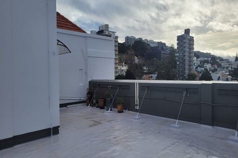 Photo of property in Blythswood Flats, 16/3f Aro Street, Aro Valley, Wellington, 6021