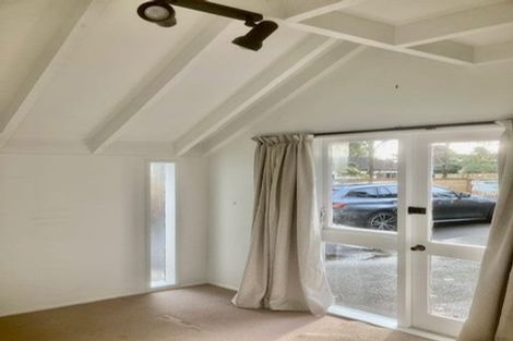 Photo of property in 8b Fiesta Grove, Raumati Beach, Paraparaumu, 5032