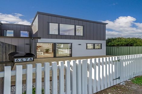 Photo of property in 647a Te Atatu Road, Te Atatu Peninsula, Auckland, 0610
