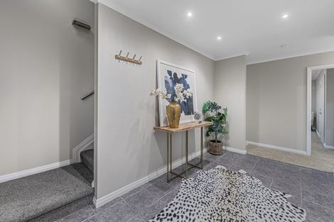 Photo of property in 4190a Great North Road, Glendene, Auckland, 0602