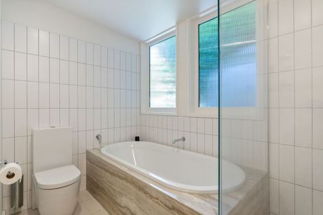 Photo of property in 85 Nicholson Road, Khandallah, Wellington, 6035