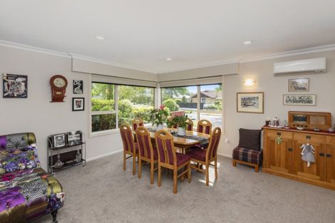 Photo of property in 32 Lynfield Avenue, Ilam, Christchurch, 8041
