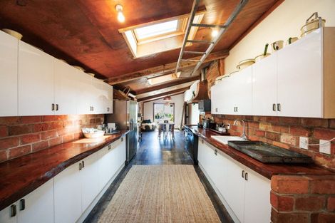 Photo of property in 359 Newbury Line, Bunnythorpe, Palmerston North, 4478