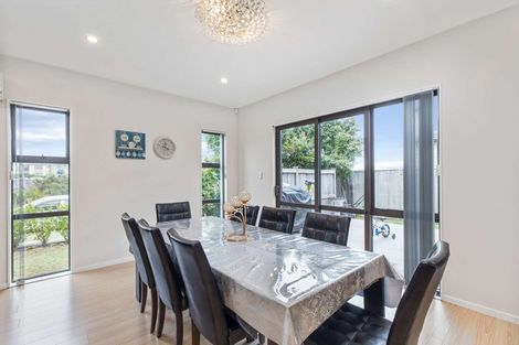 Photo of property in 15 Hughs Way, Flat Bush, Auckland, 2019