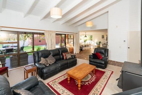 Photo of property in 257 Mazengarb Road, Paraparaumu, 5032