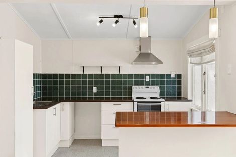 Photo of property in 30 Waimea Road, Nelson South, Nelson, 7010