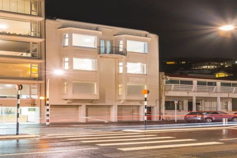 Photo of property in 246u2 Oriental Parade, Oriental Bay, Wellington, 6011