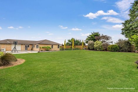 Photo of property in 3 Omana Avenue, Shelly Beach, Helensville, 0874